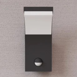 Lucande LED wandlamp Timm, sensor, 20cm, antraciet, IP54