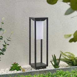 Lucande LED-zonnevoetlamp Eliel, hoogte 50 cm, zwart