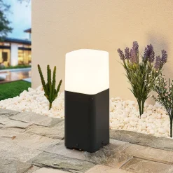 Lucande Obuna sokkellamp, hoogte 30 cm