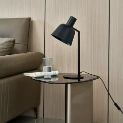 Lucande Servan tafellamp van zwart ijzer