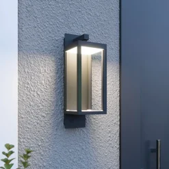 Lucande Smart LED buitenwandlamp Ferdinand, grijs, Tuya