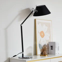 Lucande tafellamp Dansari, zwart, metaal, verstelbaar