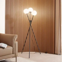 Lucande vloerlamp Visata, zwart, glas, 3-lamps, driepoot