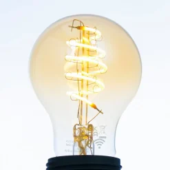 LUUMR Slimme LED lamp A60 E27 amber 4.9W Tuya WLAN