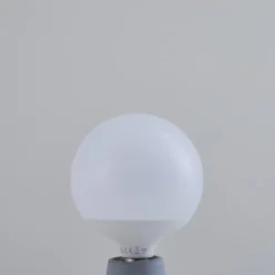 LUUMR Smart LED, E27, G125, 9W, RGB, Tuya, WLAN, mat, CCT