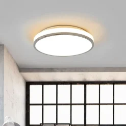 Lyss - LED badkamer plafondlamp met chromen rand