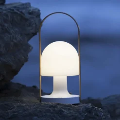 MARSET FollowMe LED tafellamp, wit-eiken, hoogte 29 cm