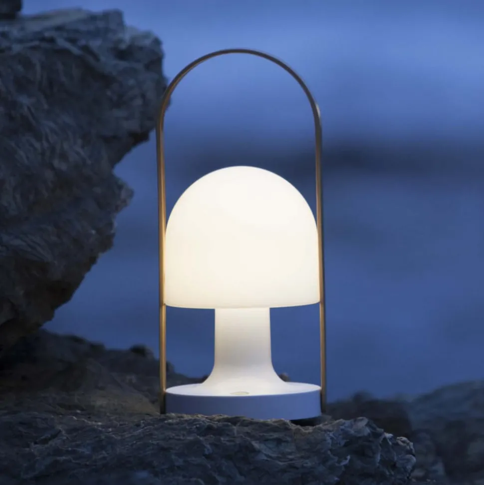 MARSET FollowMe LED tafellamp, wit-eiken, hoogte 29 cm