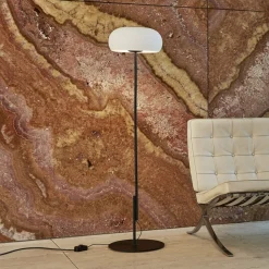 MARSET LED vloerlamp Vetra, frame zwart