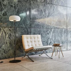 MARSET LED vloerlamp Vetra, frame zwart