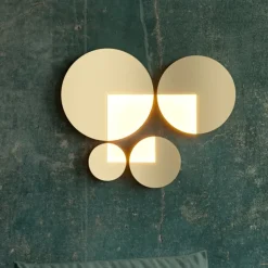 Maytoni LED wandlamp Jupiter, goud, Ø 38,1cm