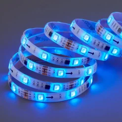 Met 164 lichtfuncties - 500 cm RGB LED-strip Mo