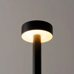 Milan Peak Lane LED vloerlamp zwart 130 cm