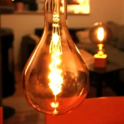 Müller Licht tint white LED lamp E27 4,9 W goud