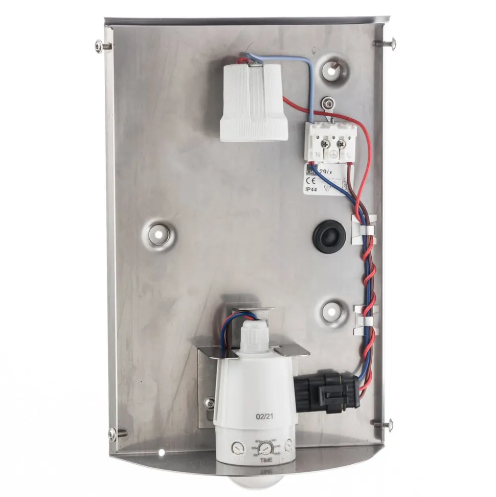 Moderne buitenwandlamp Marco 1 met sensor