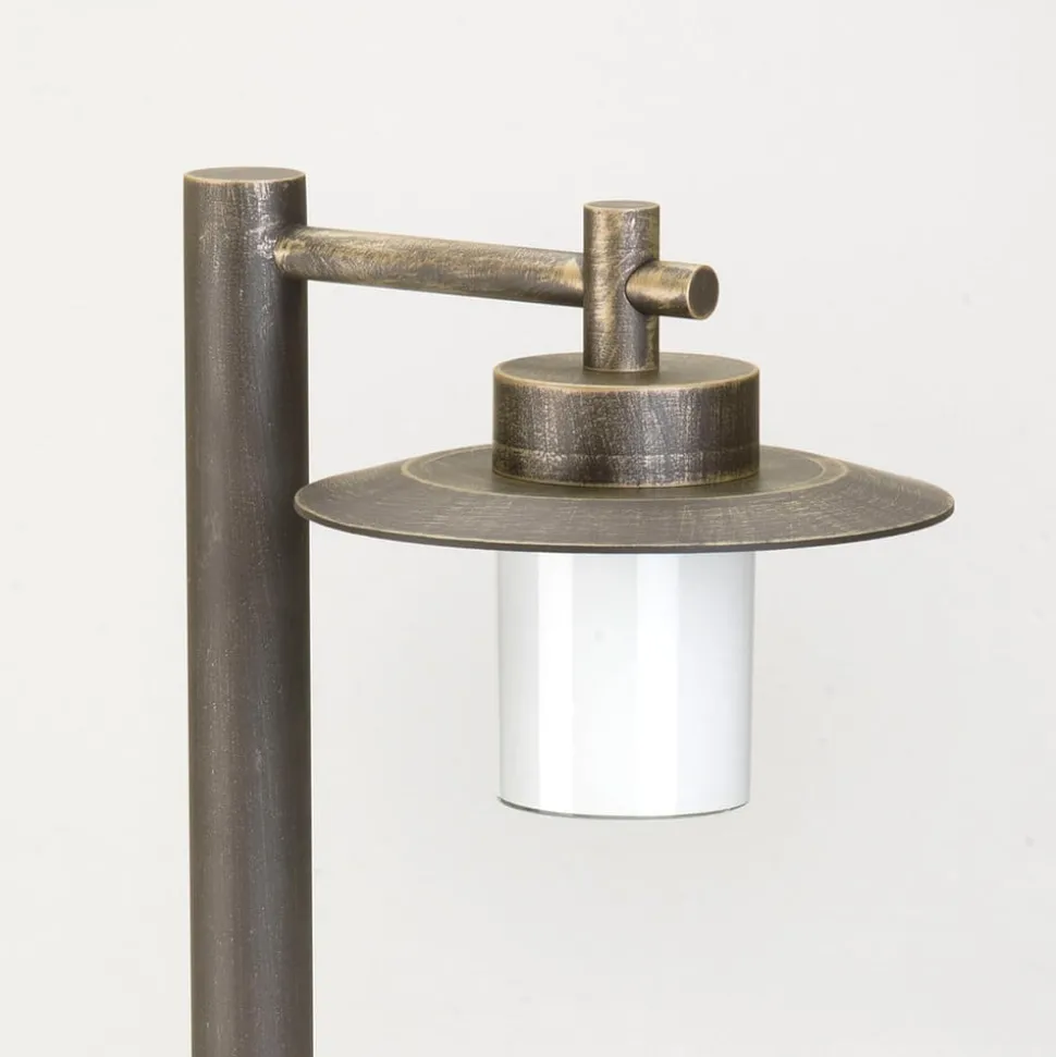 Moderne landhuisstijl - tuinpadverlichting Fiona