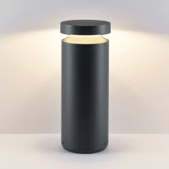 Molto Luce LED sokkellamp Mona, Ø 18 cm, aluminium, hoogte 45 cm