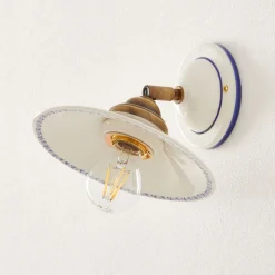 Mooie wandlamp IL PUNTI met keramieken kap