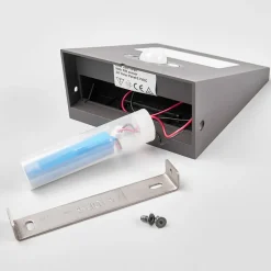 Naar onder schijnende Solar-buitenwandlamp Felin