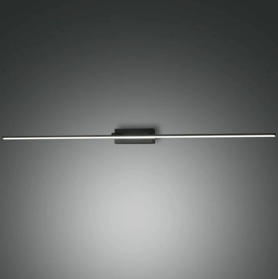 Nala LED spiegellamp, zwart, breedte 110 cm, metaal