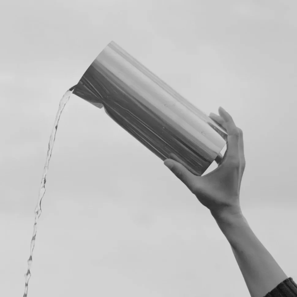 New Works karaf Pleat, 0,9 liter, roestvrij staal, gespiegeld