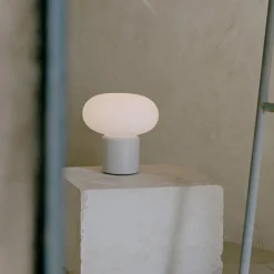 New Works oplaadbare lamp Karl-Johan, lichtgrijs, IP65