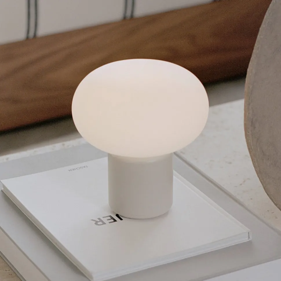 New Works oplaadbare lamp Karl-Johan, lichtgrijs, IP65