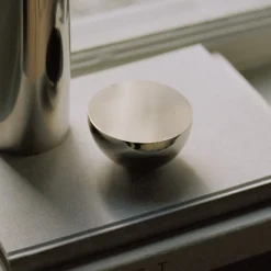 New Works tafelspiegel Aura, Ø 13 cm, roestvrij staal, gepolijst