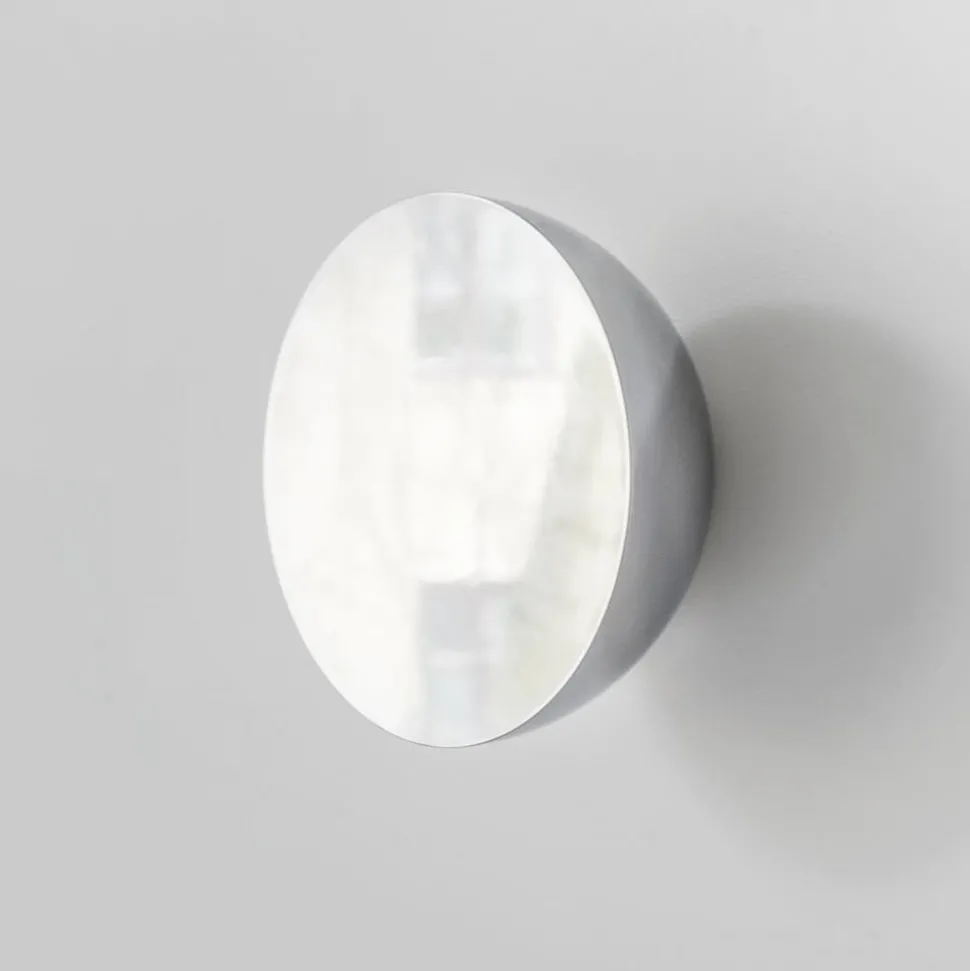 New Works wandspiegel Aura Small, Ø 10 cm, roestvrij staal