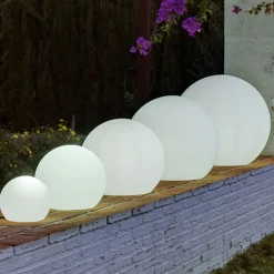 Newgarden Buly LED lamp op zonne-energie IP65, Ø 30cm