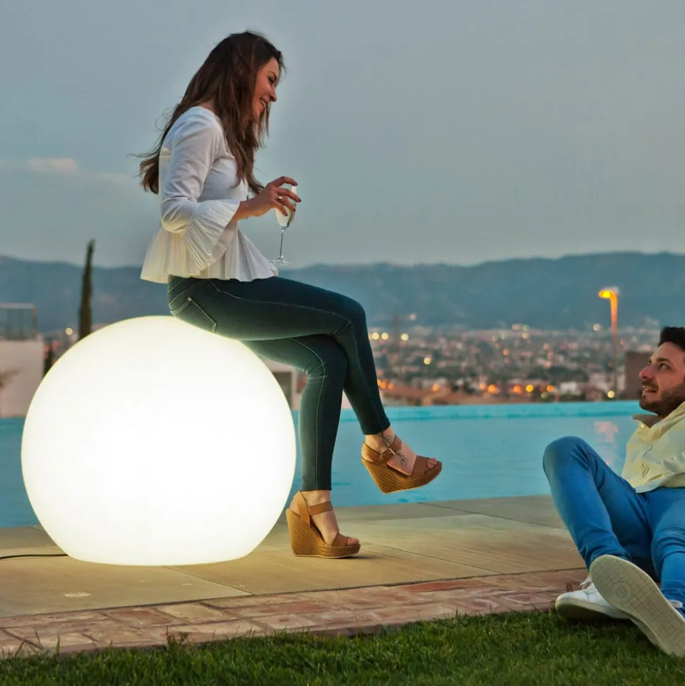 Newgarden Buly vloerlamp globe, Ø 80 cm