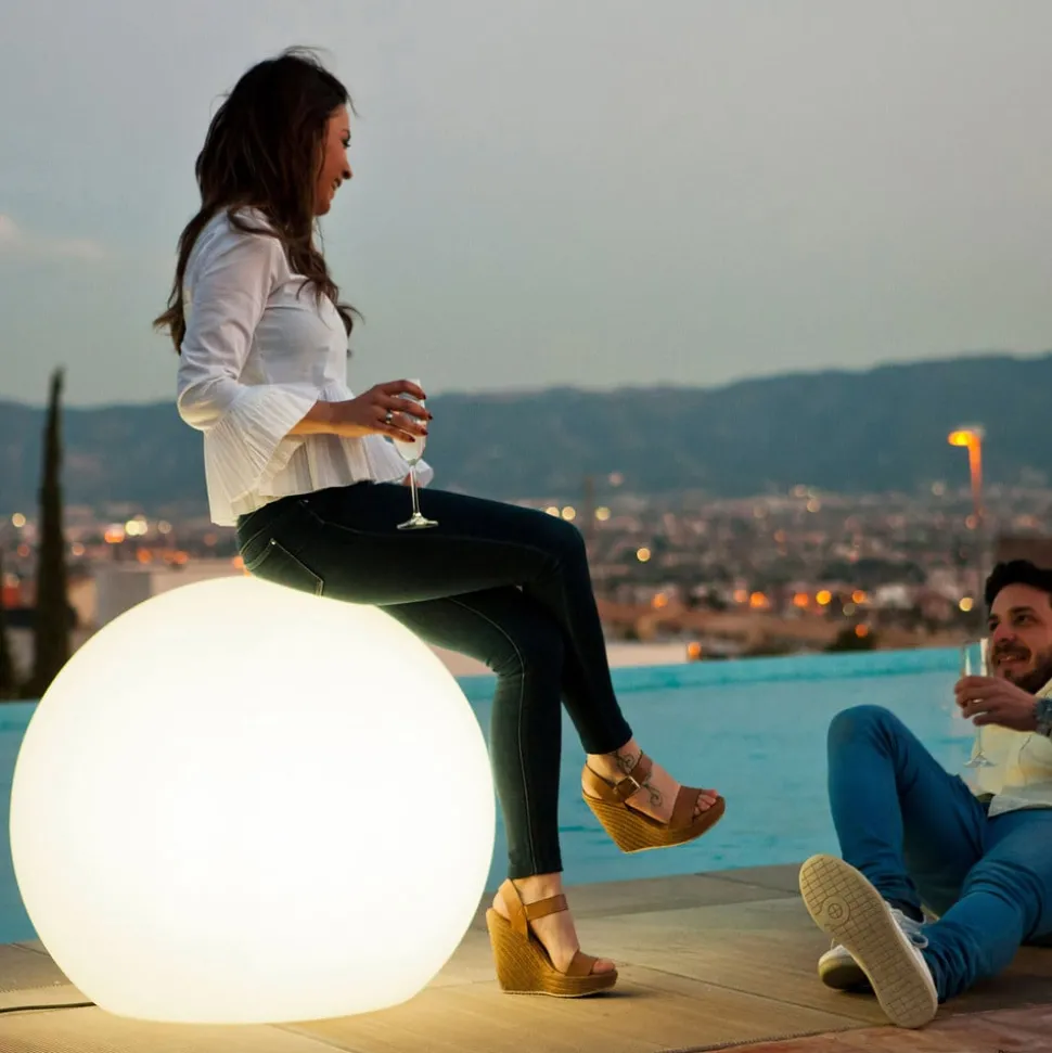 Newgarden Buly vloerlamp globe, Ø 80 cm