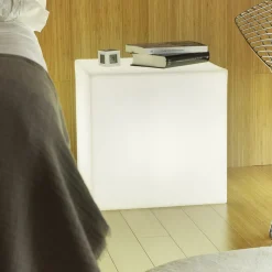 Newgarden Cuby LED lamp op zonne-energie, 40 x 40 cm