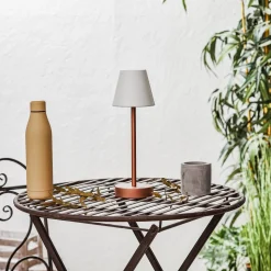 Newgarden Lola Slim LED tafellamp accu, roségoud