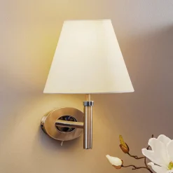 Nikkelen wandlamp Lilly met stoffen kap