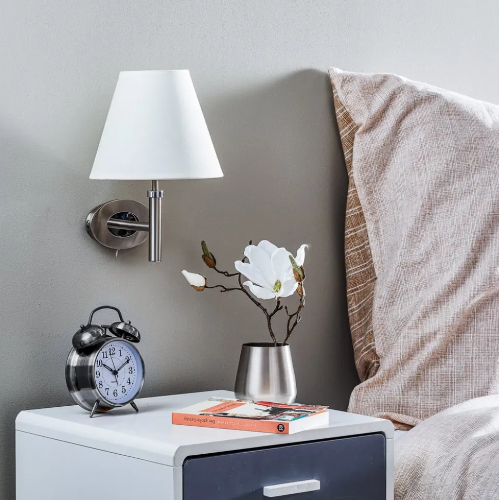 Nikkelen wandlamp Lilly met stoffen kap