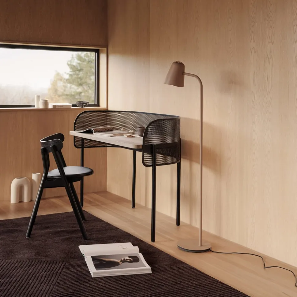 Northern Me dim LED vloerlamp dimbaar beige