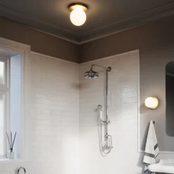 Nuura Liila 1 Medium wandlamp, 1-lamp goud/wit