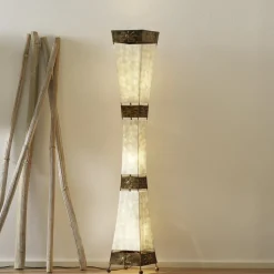 Paul Neuhaus vloerlamp Abuja, parelmoer, 150cm, 3-lamps, E27