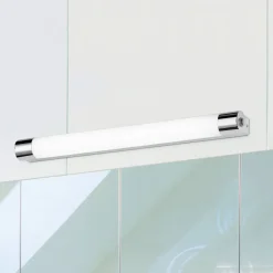 Paulien - LED wandlamp IP44 met stopcontact