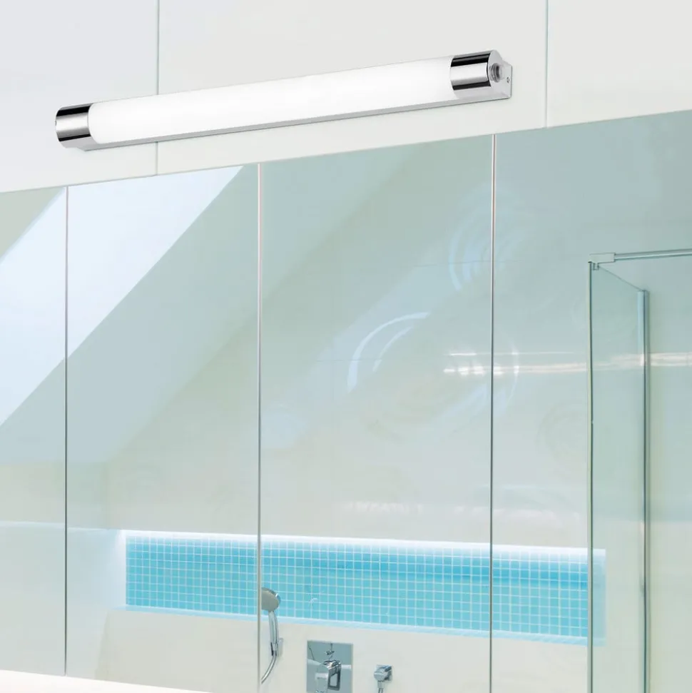 Paulien - LED wandlamp IP44 met stopcontact