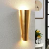 Perfect gevormde wandlamp Conan in goud