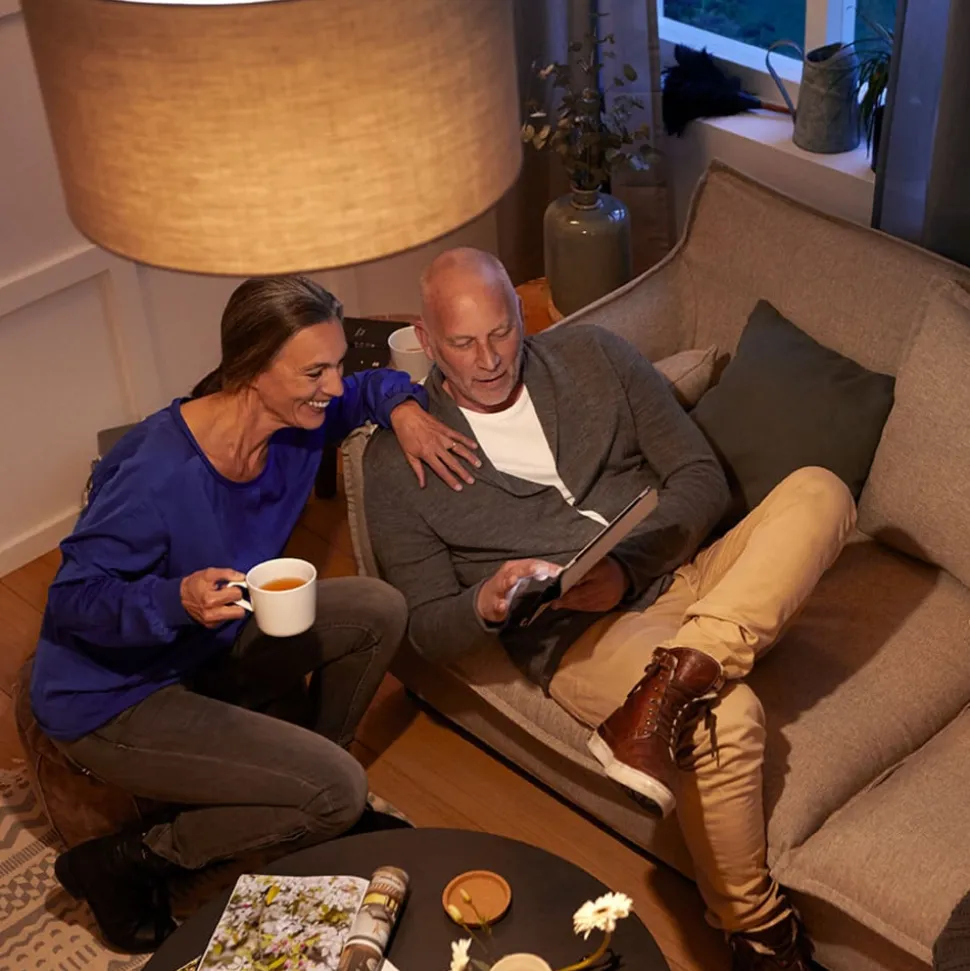 Philips Classic LED lamp E14 B35 6,5W 2700K helder