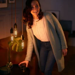 Philips Classic T32 goud LED lamp E27 4W