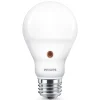 Philips E27 LED lamp dag/nacht-sensor 7,5W 2.700K