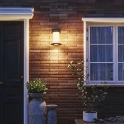 Philips LED buiten wandlamp Juda UE, sensor, IP44