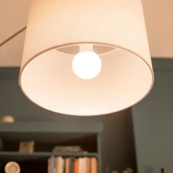 Philips LED lamp E27 4,9W 470lm 2.700K mat per 3