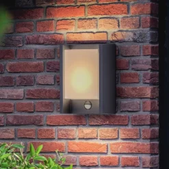 Philips LED wandlamp Arbour UE, sensor, 2.700 K