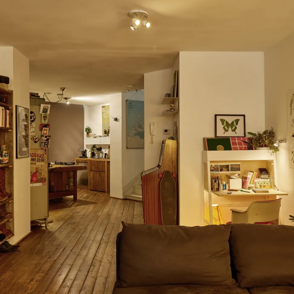 Philips WarmGlow LED lamp E27 P45 2,5W helder