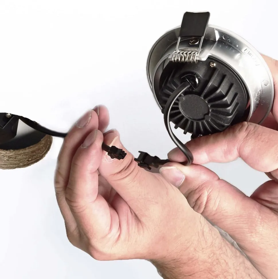 Plafond inbouwlamp Dione, IP44, 4.000 K, zwart, dimbaar